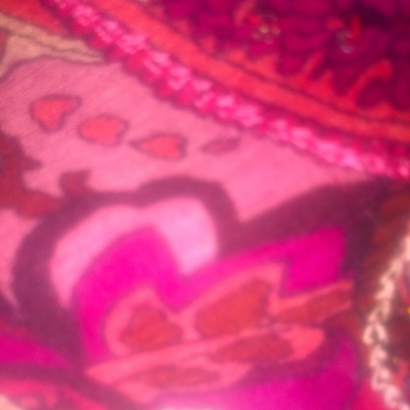 A beautiful camisole style top. - Picture 2 of 4